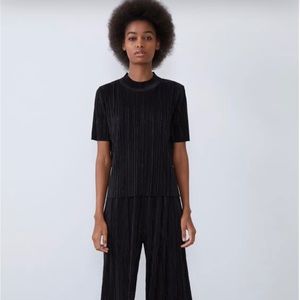 💜 Zara pleated top